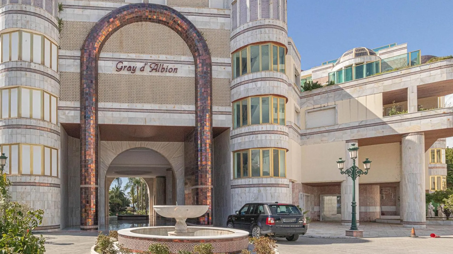 Gray Dalbion Puerto Banus - Happy Rentals 마르베야